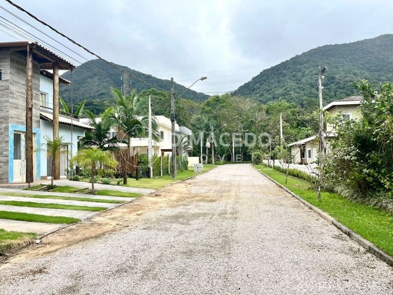 Terreno em Condomínio à Venda em Ubatuba-SP, Bairro Lagoinha 375m² de Área